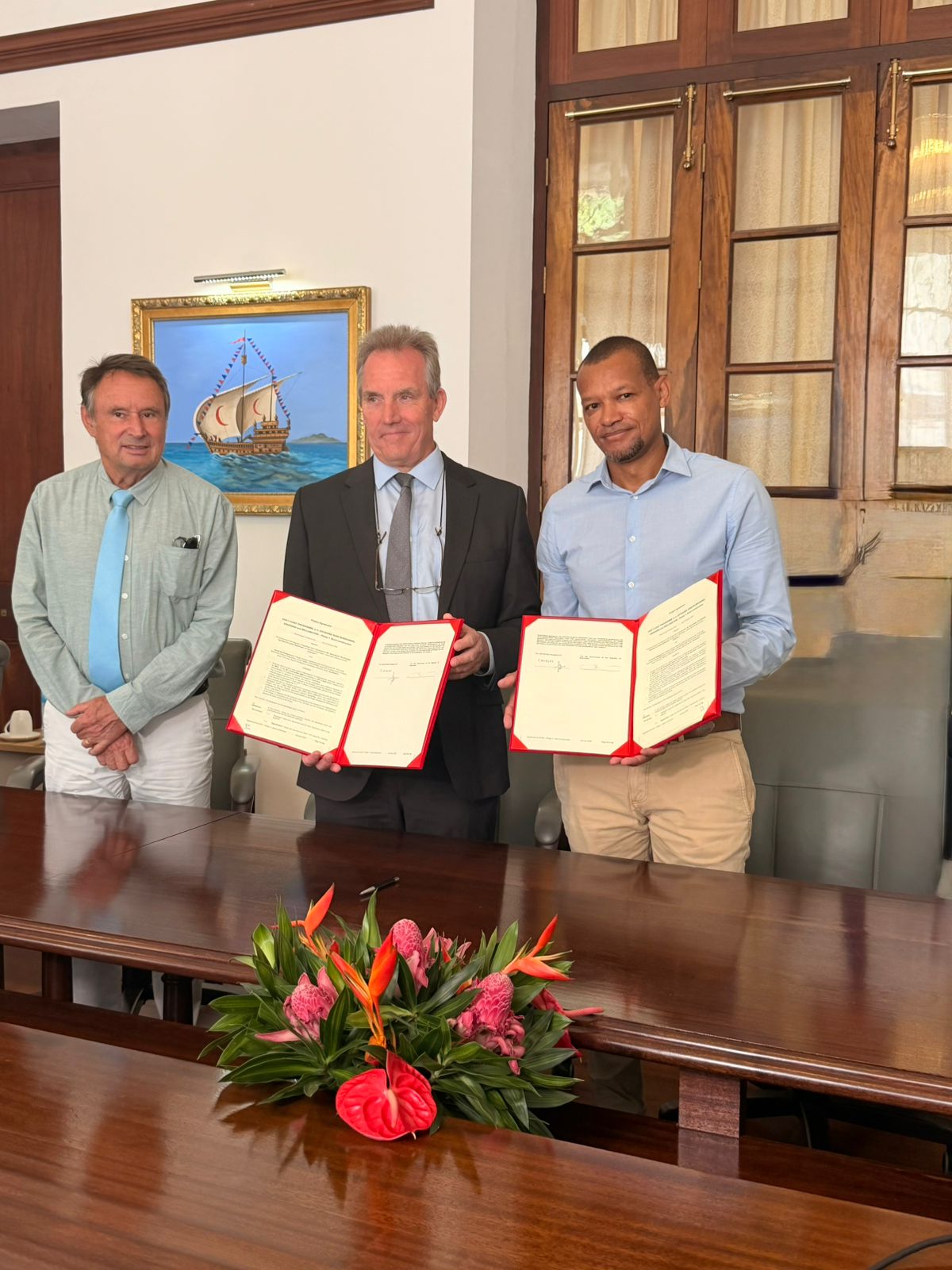 Agreement signed for first phase of dredging works