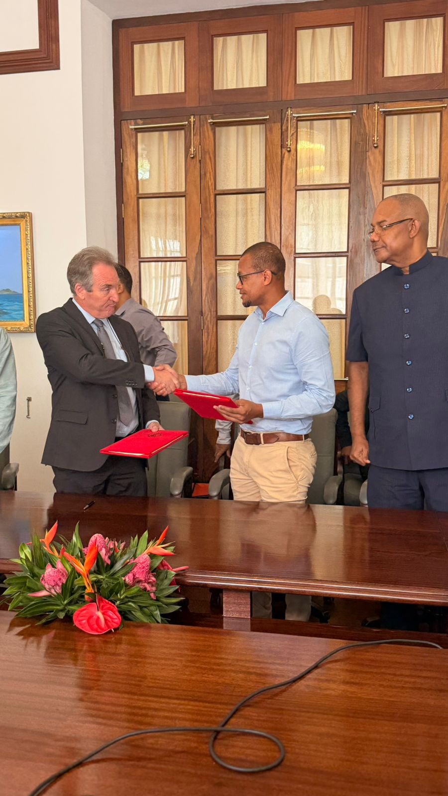 Agreement signed for first phase of dredging works