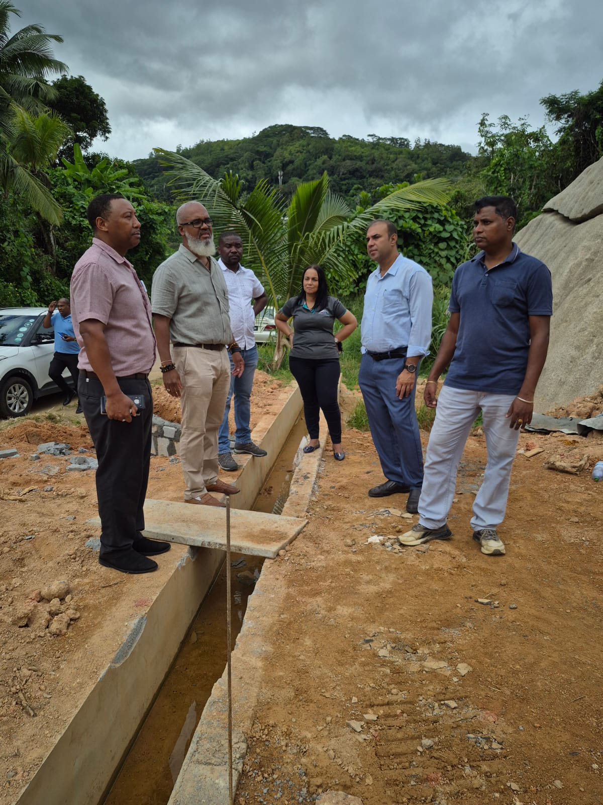 Visit to nearly completed housing projects